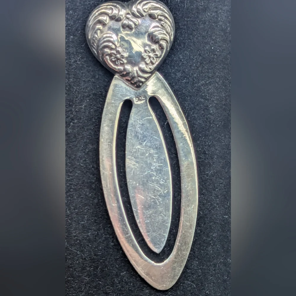 Art Nouveau Sterling Silver Ornate Repousse Heart Bookmark - Book Lovers Gift